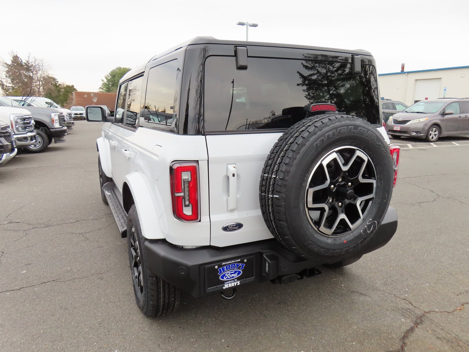 New 2025 Ford Bronco Outer Banks image 6