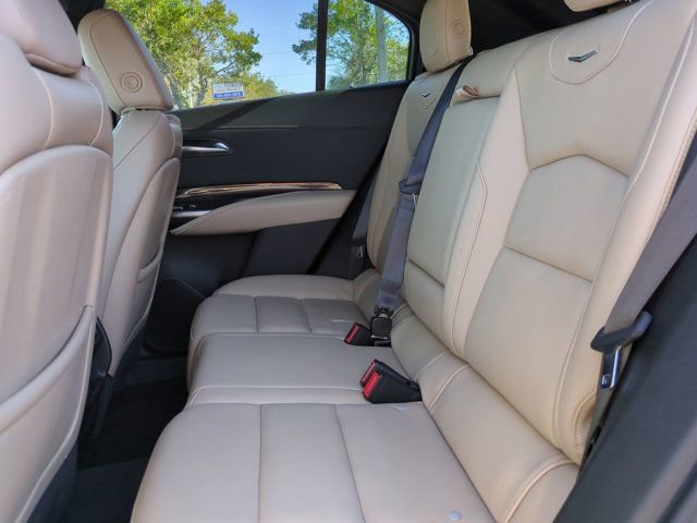 Used 2024 Cadillac XT4 Premium Luxury FWD image 15