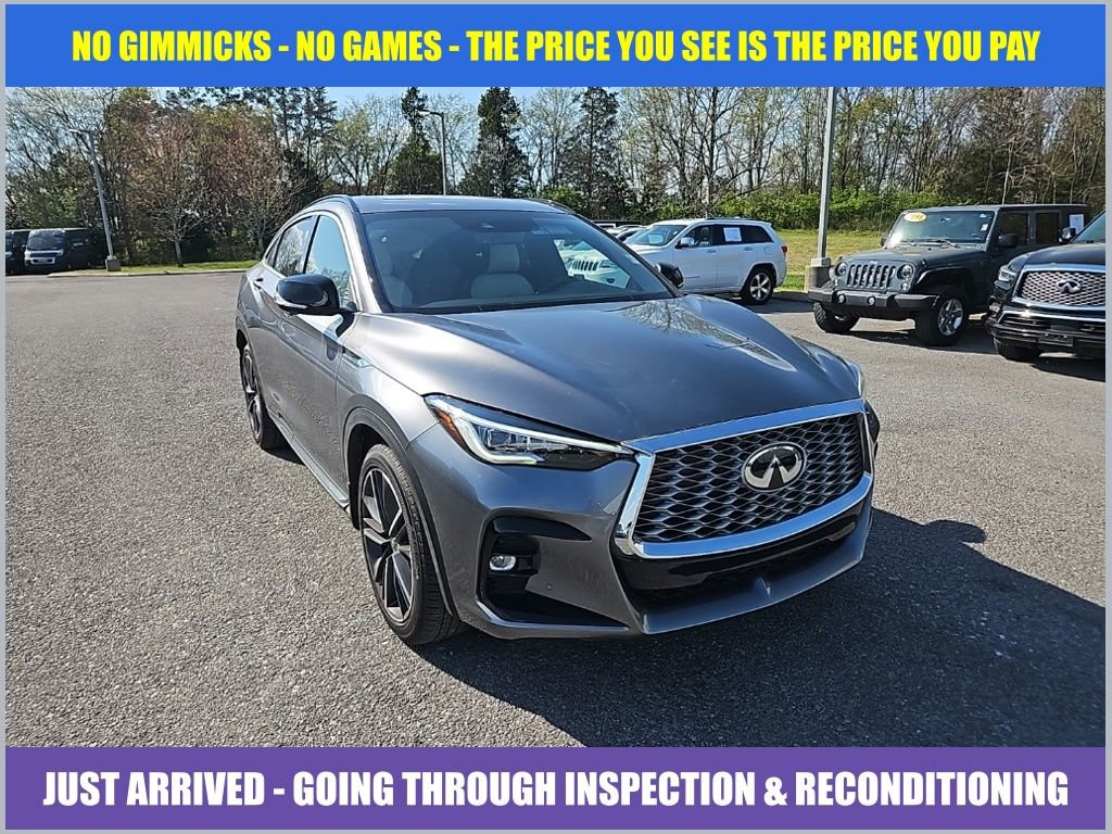 Used 2025 INFINITI QX55 Essential