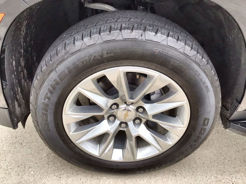 Used 2025 Chevrolet Tahoe LT image 34