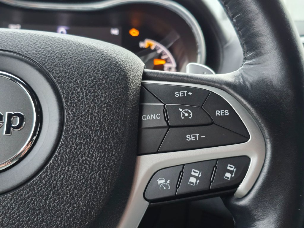 Used 2015 Jeep Grand Cherokee High Altitude AWD/4WD image 25