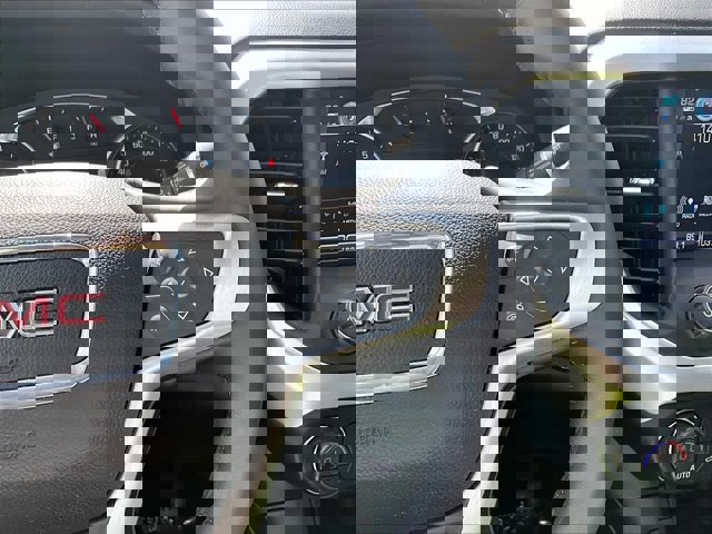 Used 2019 GMC Acadia SLT w/ Black Edition image 19