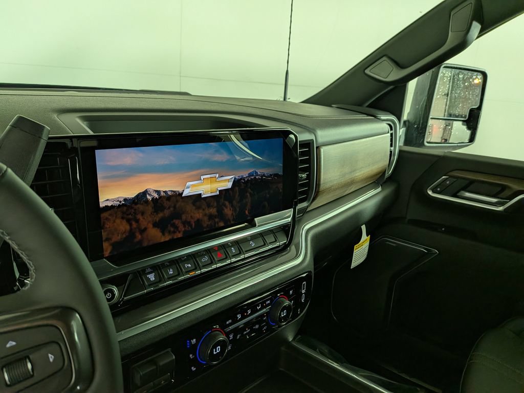 New 2026 Chevrolet Silverado 3500 High Country w/ High Country Premium Package AWD/4WD image 21
