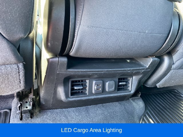 Used 2021 Chevrolet Silverado 1500 LT w/ Convenience Package II AWD/4WD image 19