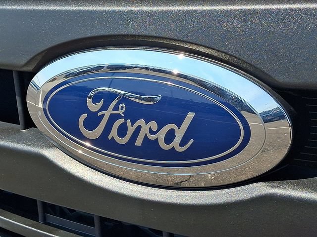 Certified 2022 Ford F550 4x4 Crew Cab Super Duty w/ Power Equipment Group image 28