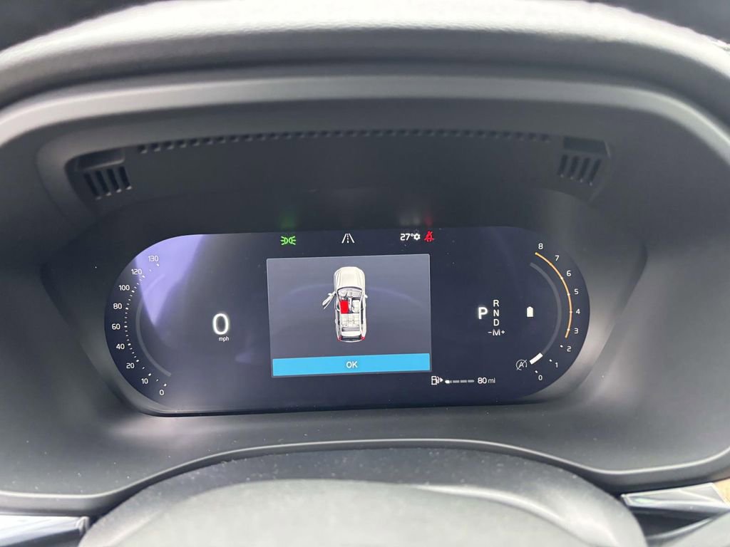 New 2026 Volvo XC60 B5 Plus w/ Protection Package Premier image 15