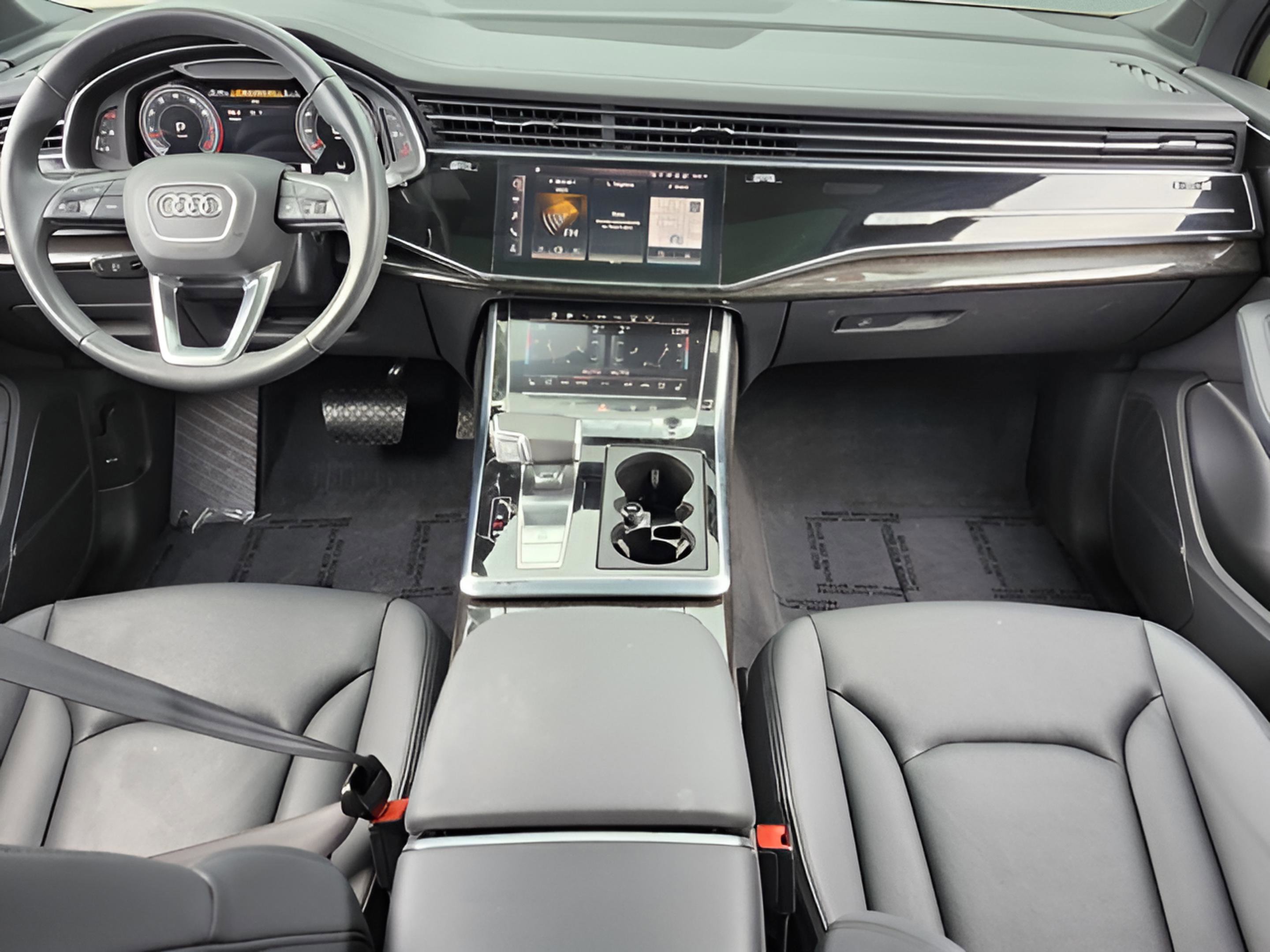 Used 2023 Audi Q7 3.0T Prestige w/ Prestige Package image 13