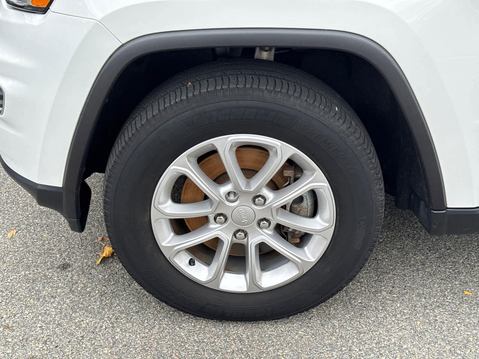 Used 2022 Jeep Grand Cherokee Laredo X image 10