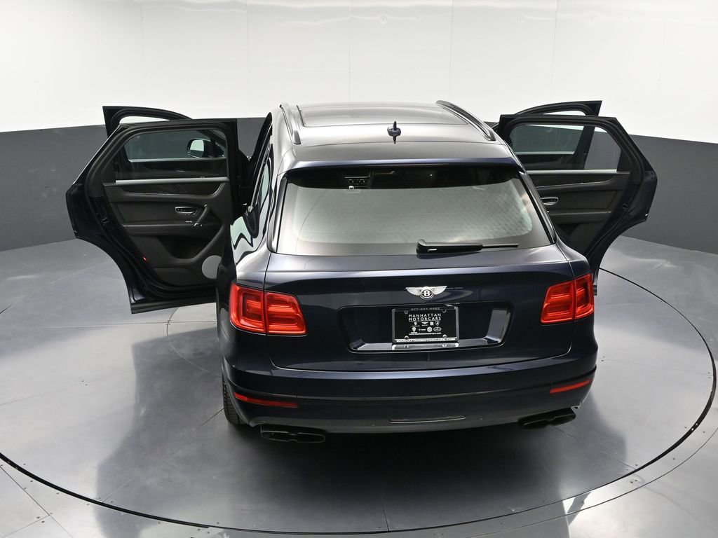 Certified 2020 Bentley Bentayga AWD/4WD image 36
