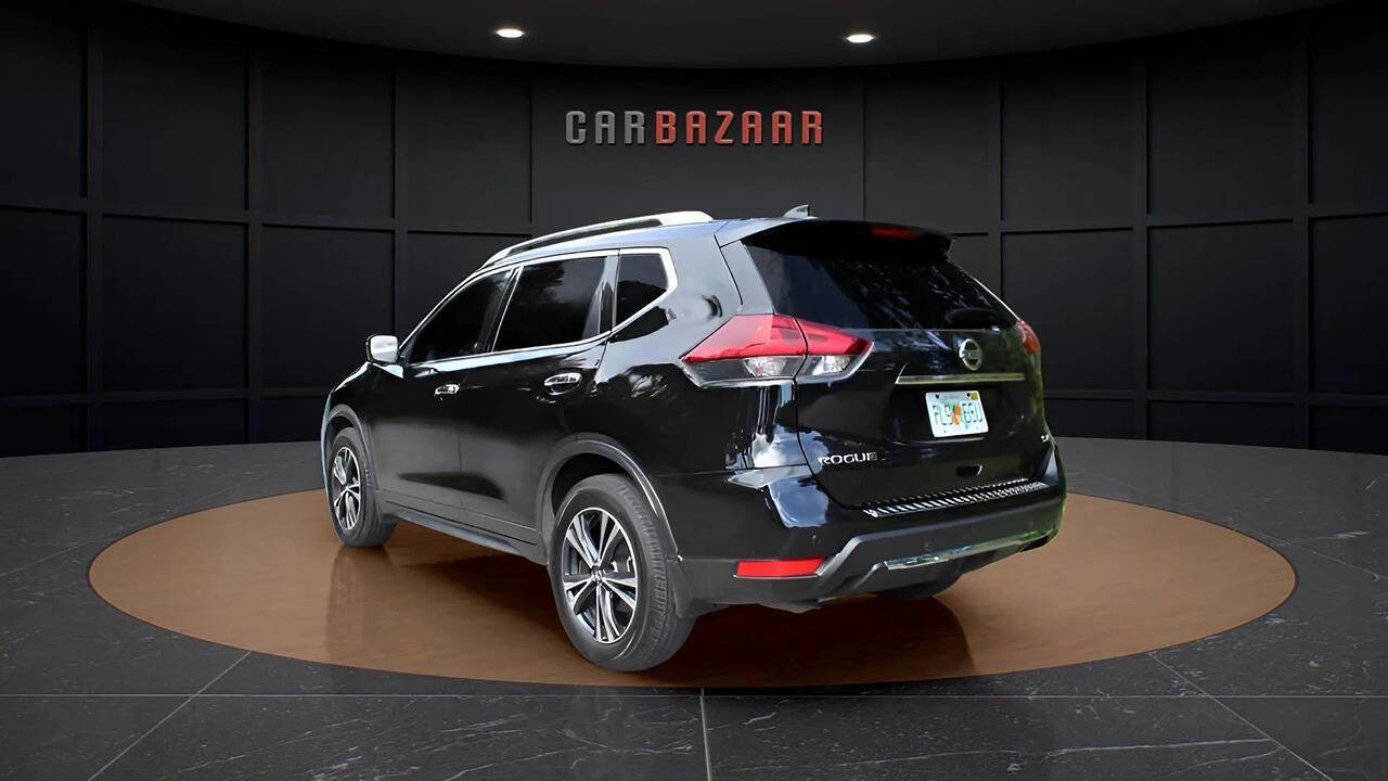 Used 2019 Nissan Rogue SV w/ Premium Package image 8