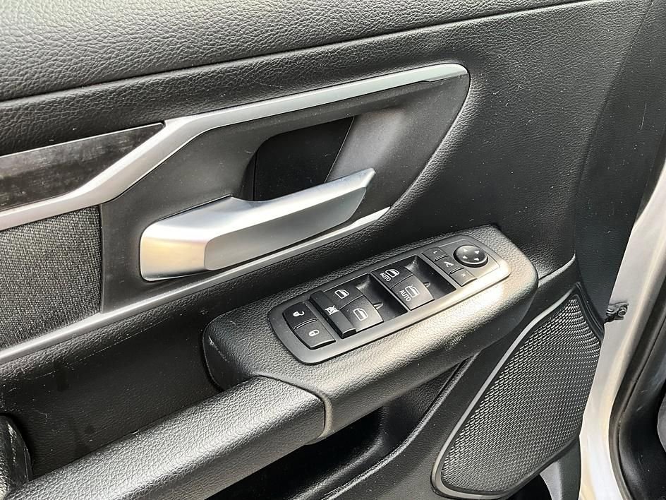 Used 2020 RAM 1500 Big Horn image 13