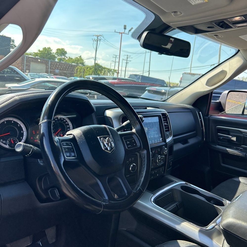 Used 2018 RAM 2500 Big Horn w/ Sport Appearance Group AWD/4WD image 11