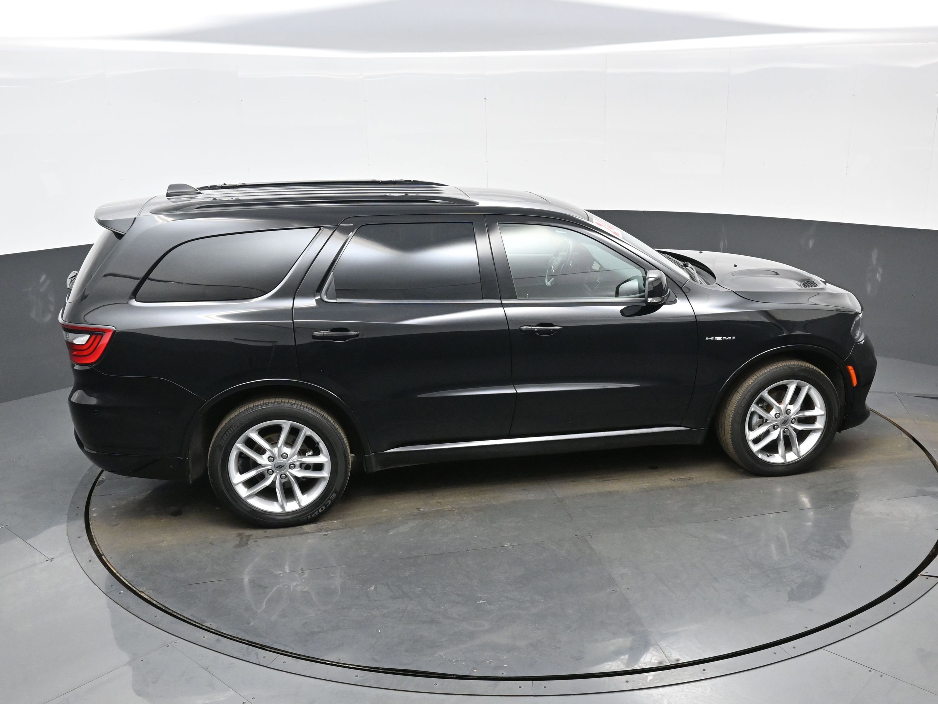 Used 2024 Dodge Durango R/T image 42