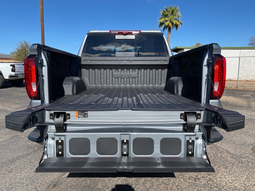 New 2026 GMC Sierra 1500 AT4 w/ AT4 Premium Package image 9