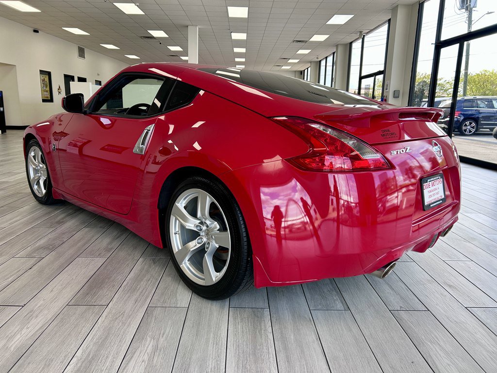 Used 2011 Nissan 370Z Touring w/ Aerodynamics Pkg RWD image 7