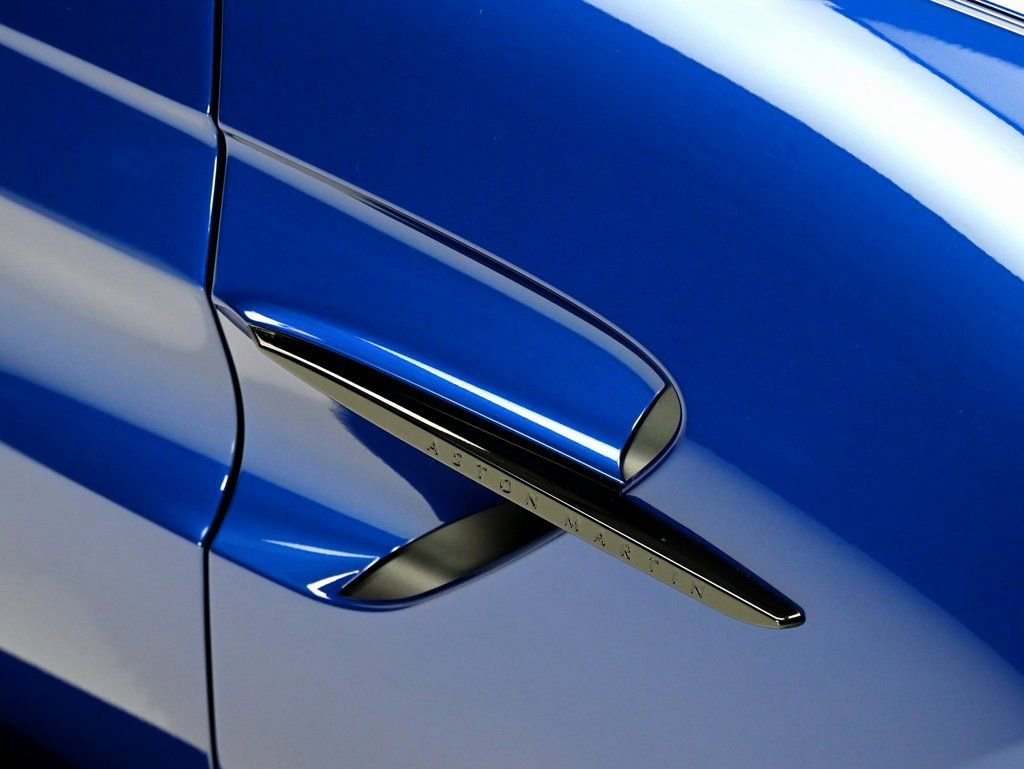 New 2026 Aston Martin V8 Vantage Coupe RWD image 30