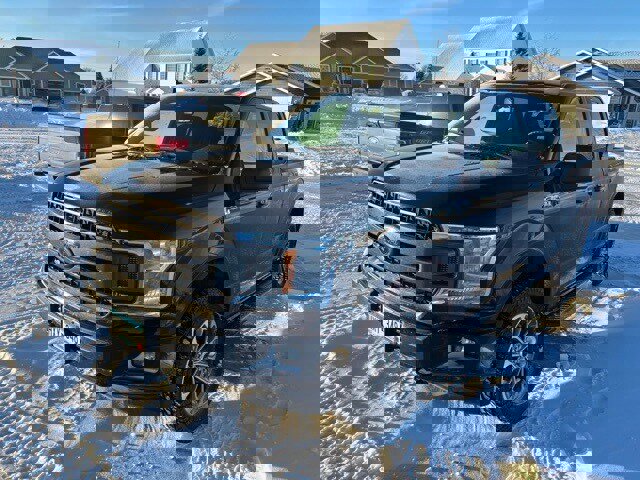 Used 2019 Ford F150 XLT w/ Equipment Group 301A Mid image 4