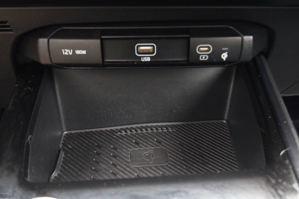 Used 2023 Kia Niro Wind w/ Wind Preserve Package FWD image 27