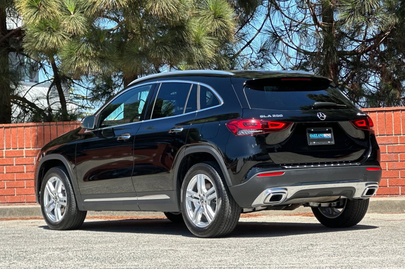 Used 2023 Mercedes-Benz GLA 250 4MATIC image 6