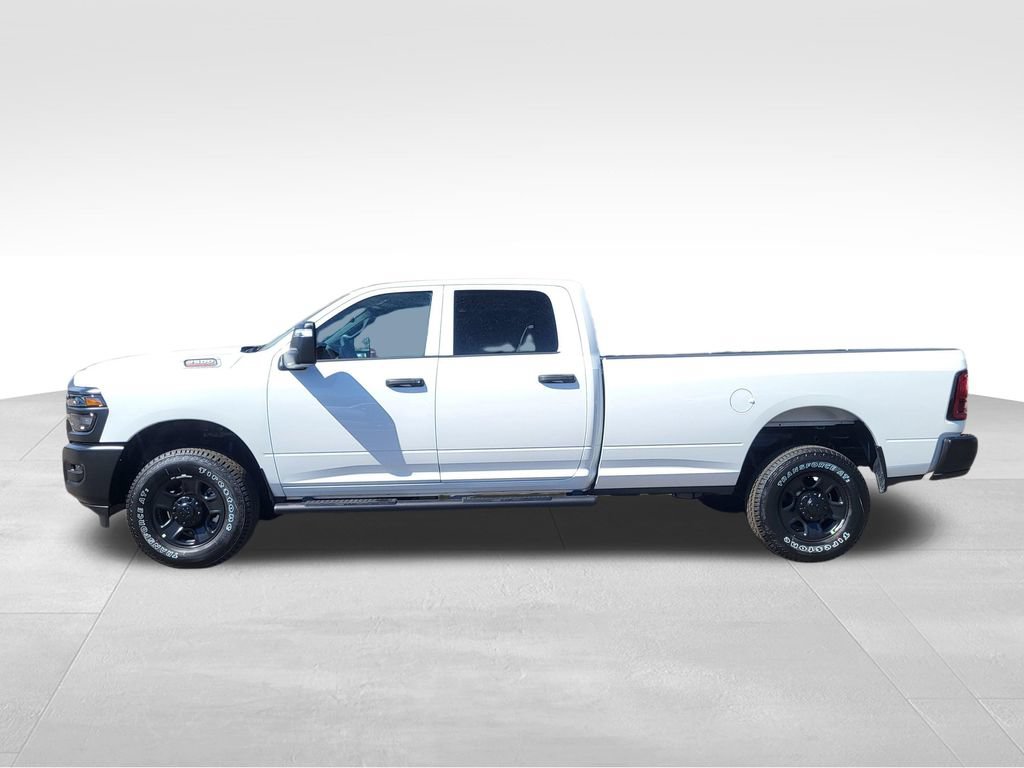 New 2026 RAM 2500 Tradesman AWD/4WD image 4