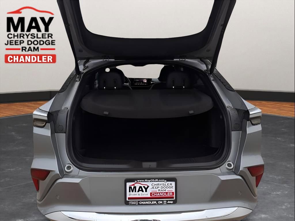 Used 2025 Buick Envista Avenir image 17