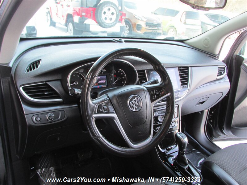 Used 2021 Buick Encore Preferred image 10