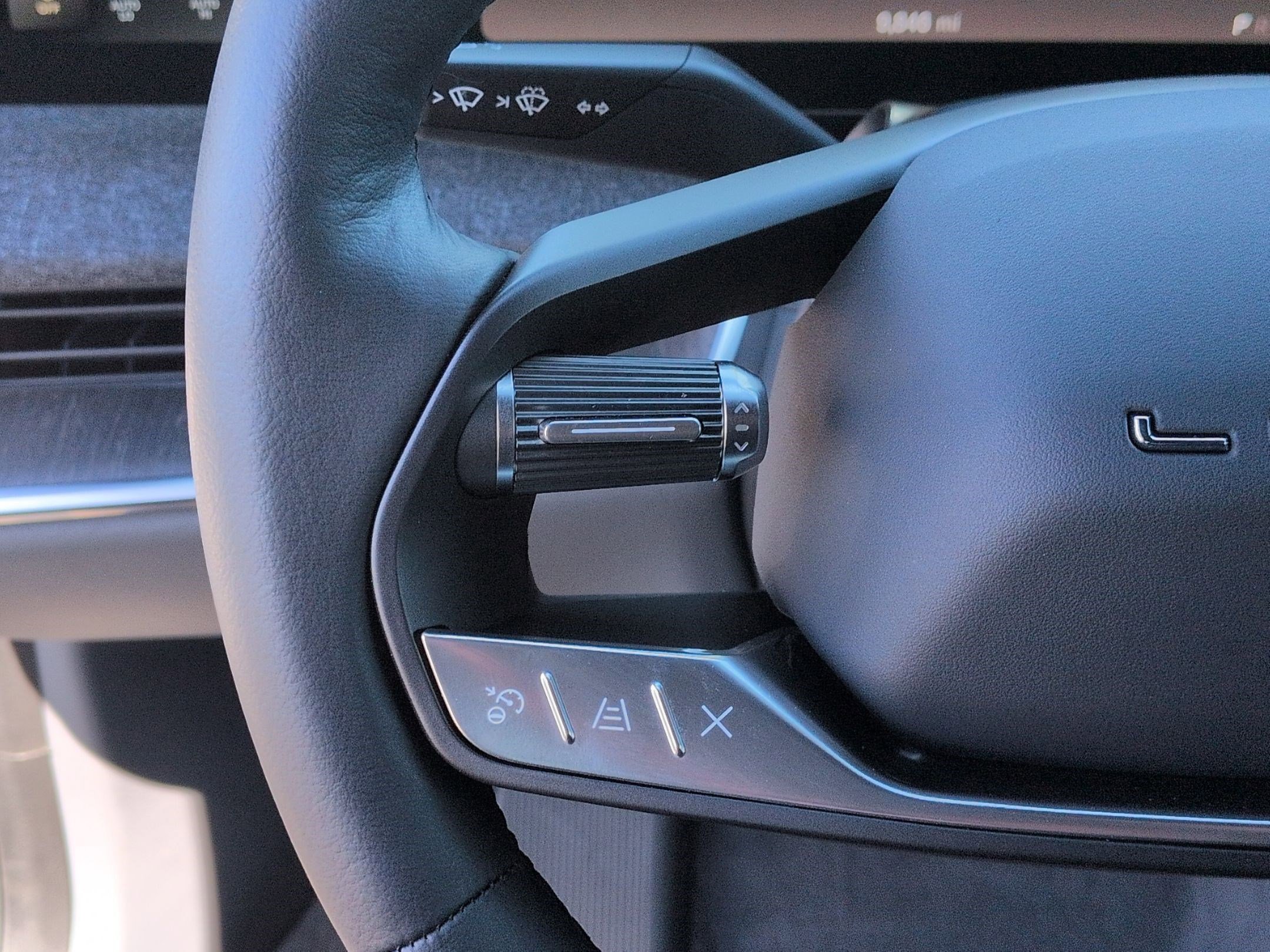 Used 2024 Lucid Air Touring image 19