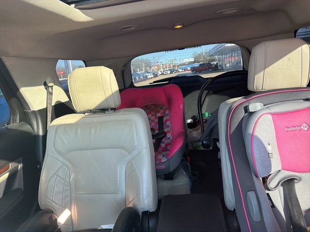 Used 2016 Ford Explorer Platinum image 26