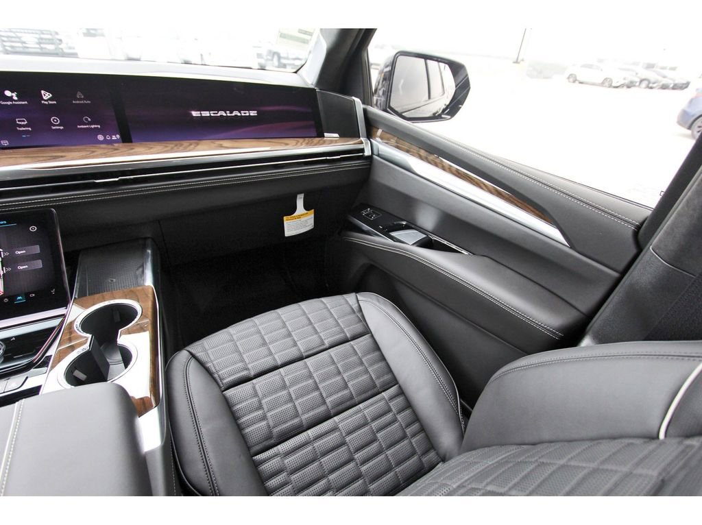 New 2026 Cadillac Escalade Platinum Sport AWD/4WD image 10
