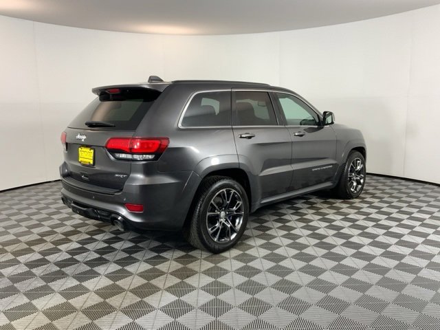 Used 2015 Jeep Grand Cherokee SRT w/ Luxury Group II image 5