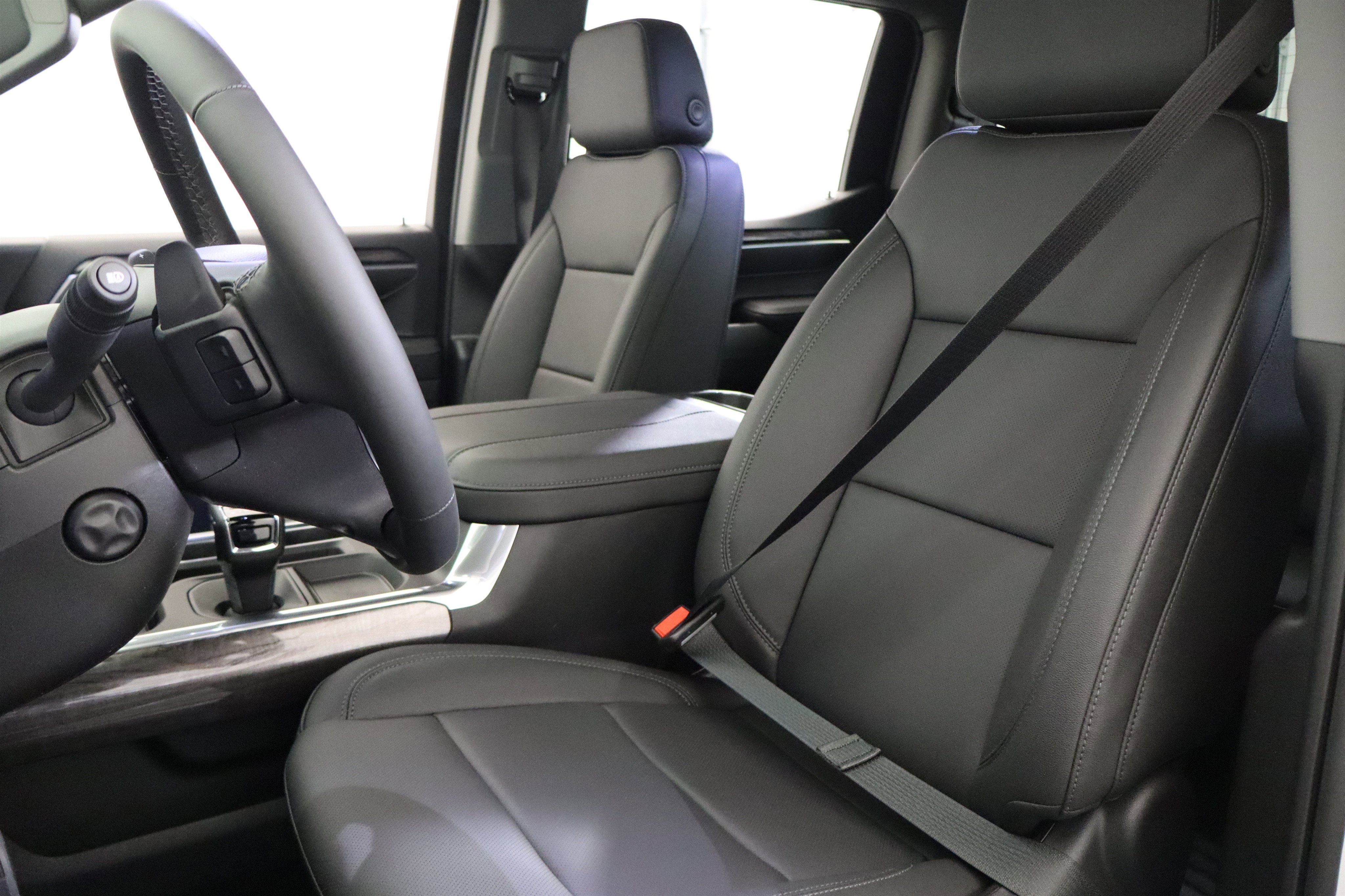 New 2026 Chevrolet Silverado 1500 LTZ w/ LTZ Premium Package AWD/4WD image 23