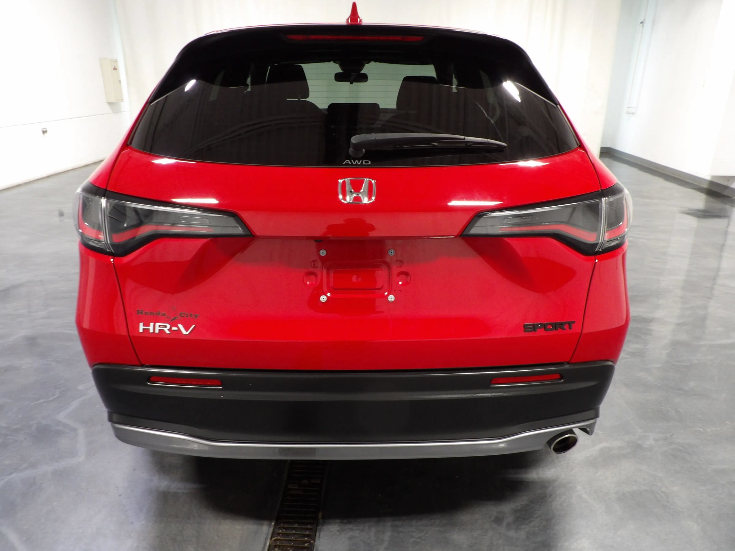 Used 2024 Honda HR-V Sport image 5