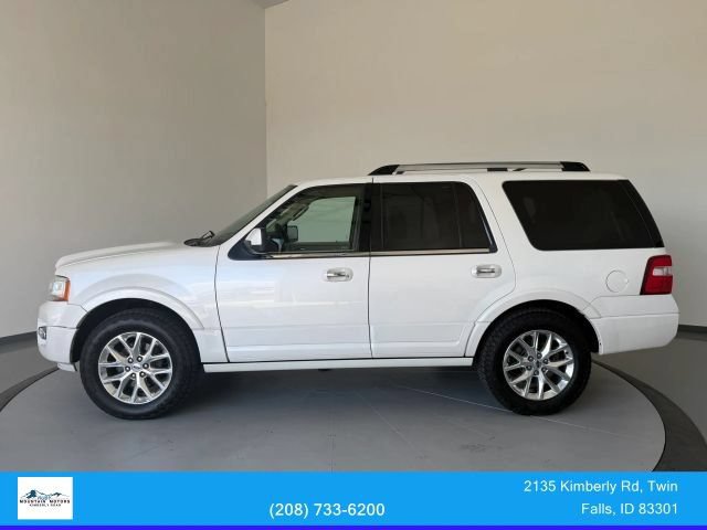 Used 2017 Ford Expedition Limited w/ Equipment Group 301A AWD/4WD image 2