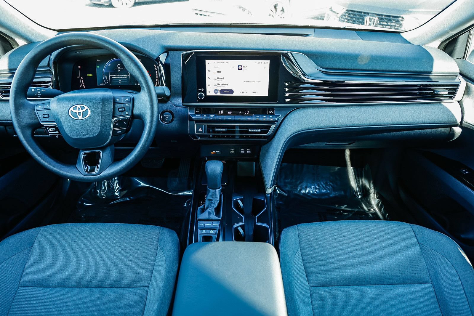 Used 2026 Toyota Camry LE w/ Convenience Package FWD image 10