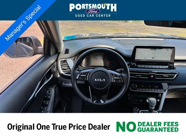 Used 2023 Kia Seltos Nightfall Edition image 10