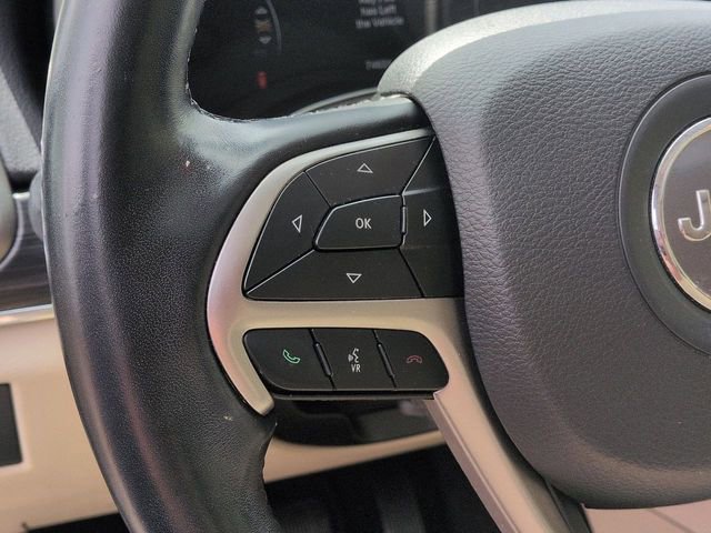 Used 2020 Jeep Grand Cherokee Limited AWD/4WD image 15