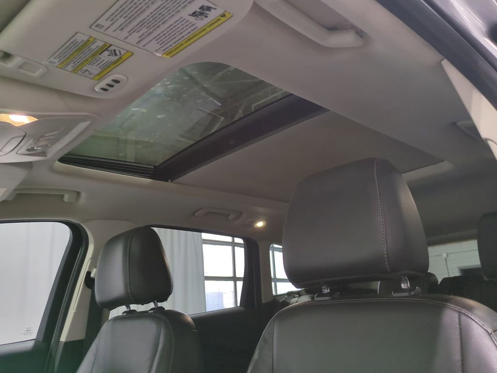 Used 2015 Ford Escape Titanium w/ Equipment Group 301A image 22