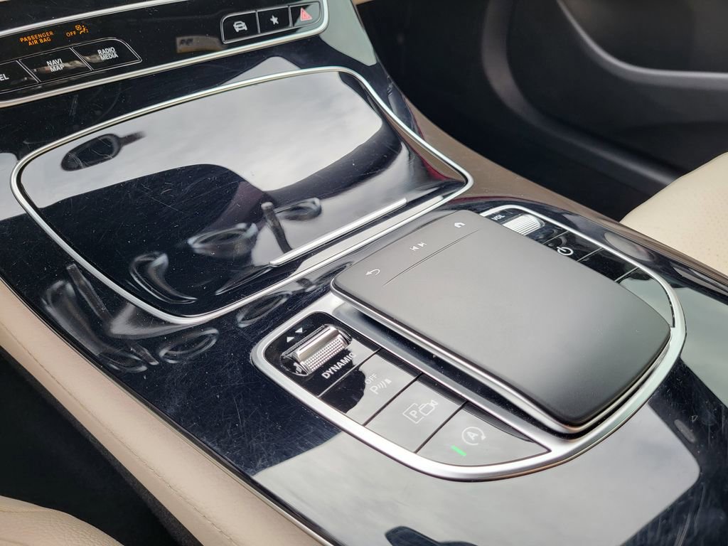 Used 2022 Mercedes-Benz E 350 4MATIC Sedan image 19