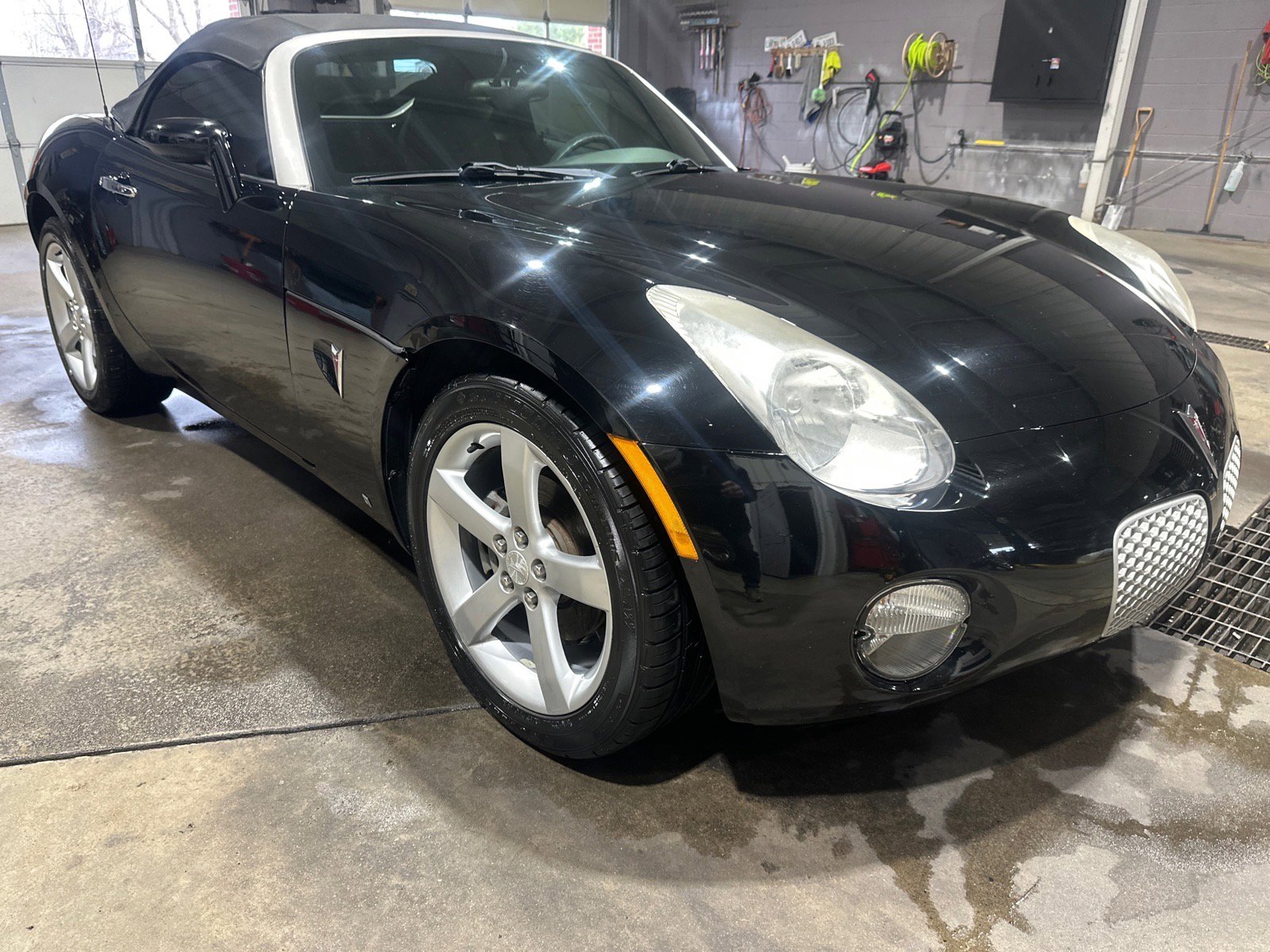 Used 2007 Pontiac Solstice Convertible w/ Convenience Package