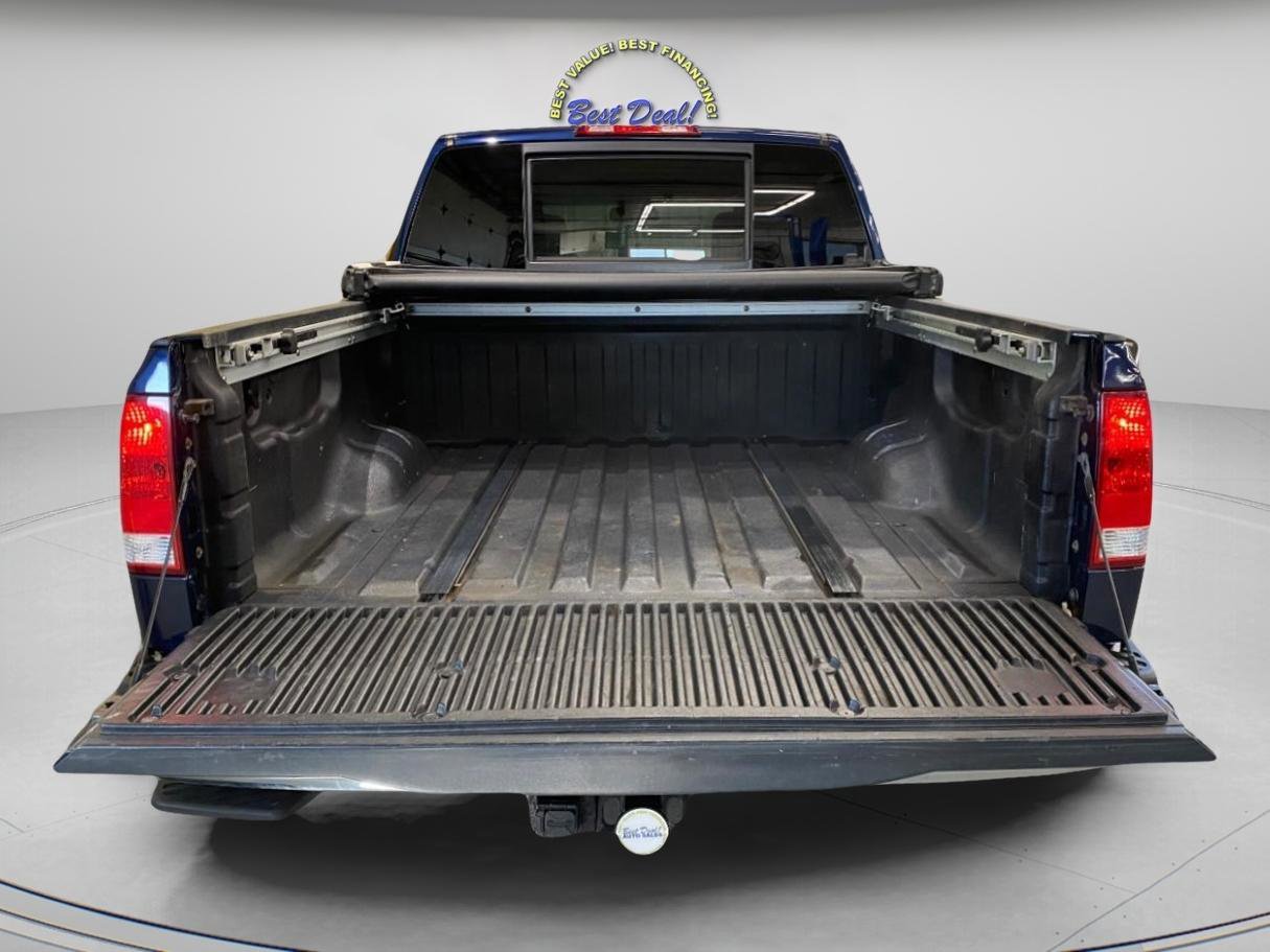 Used 2012 Nissan Titan SV w/ SV Premium Utility Pkg image 10