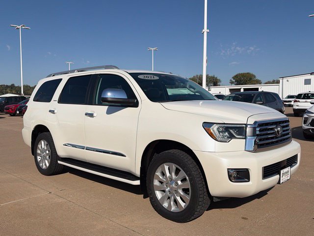 Used 2021 Toyota Sequoia Platinum AWD/4WD image 1