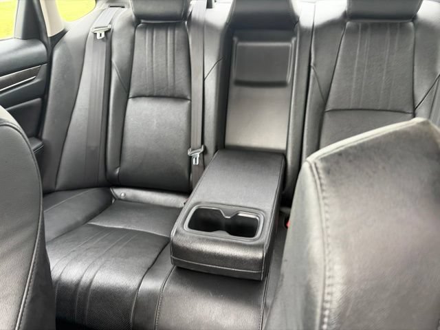Used 2020 Honda Accord Touring image 27