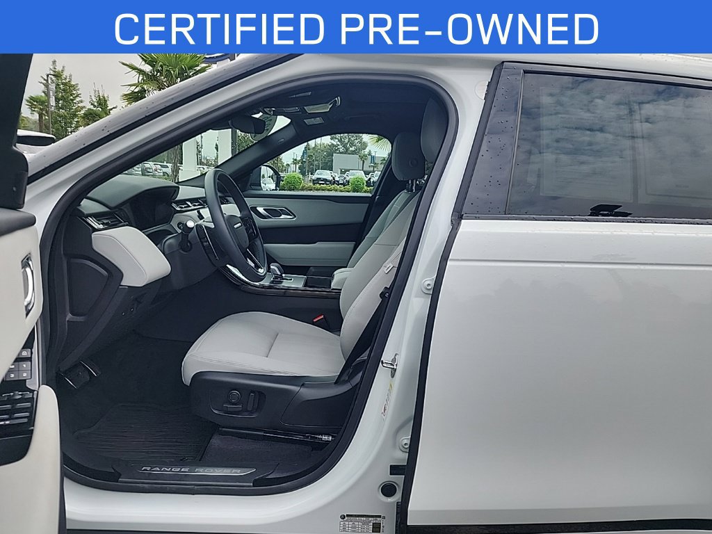Certified 2026 Land Rover Range Rover Velar Dynamic SE AWD/4WD image 8