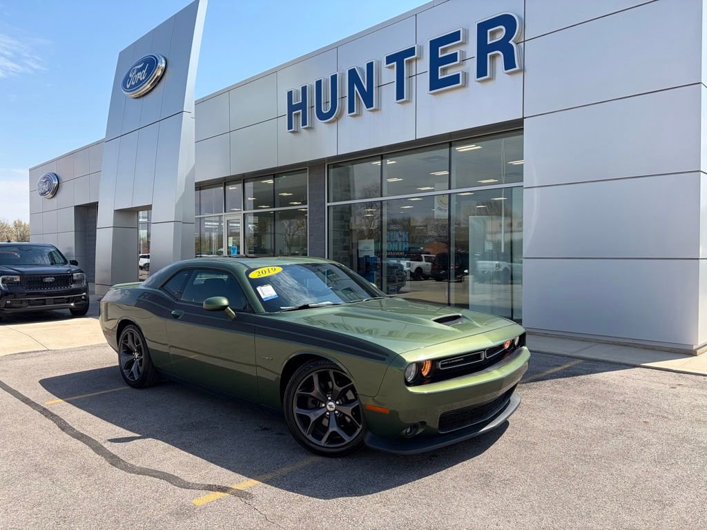 Used 2019 Dodge Challenger R/T w/ Cold Weather Group