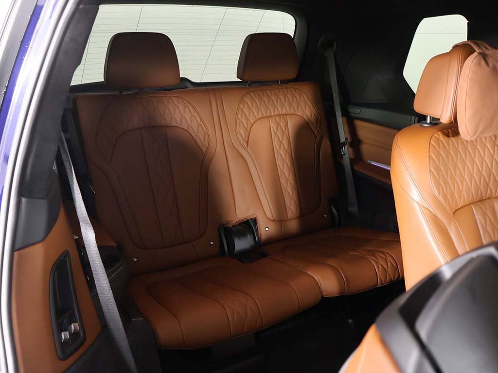 Used 2024 BMW X7 M60i image 41