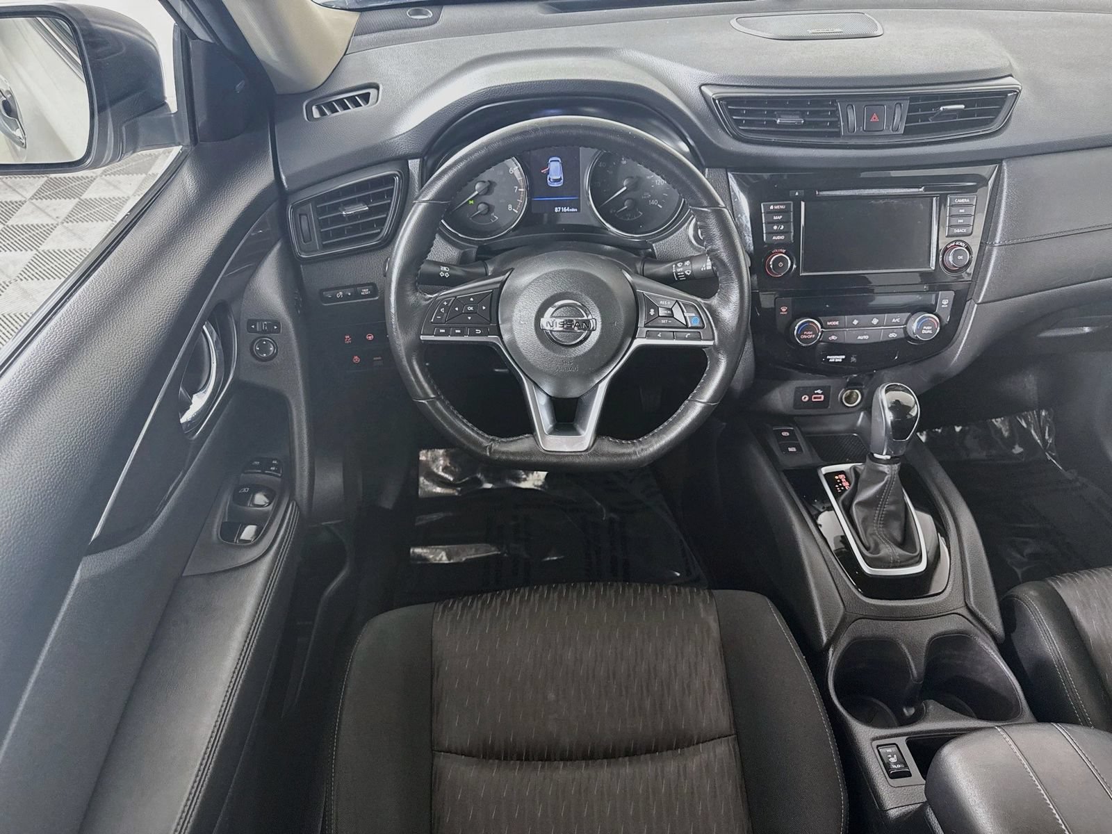Used 2019 Nissan Rogue SV w/ Sun & Sound Touring Package AWD/4WD image 22
