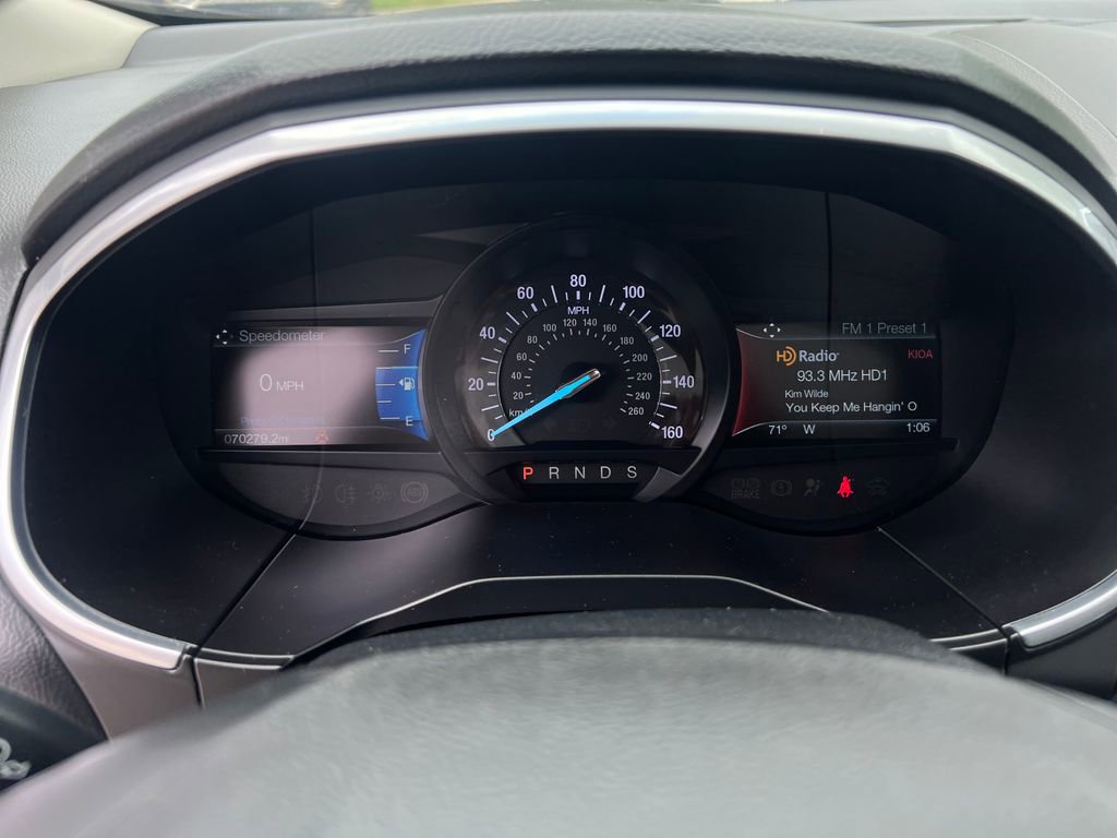 Used 2018 Ford Edge Titanium w/ Equipment Group 301A AWD/4WD image 12