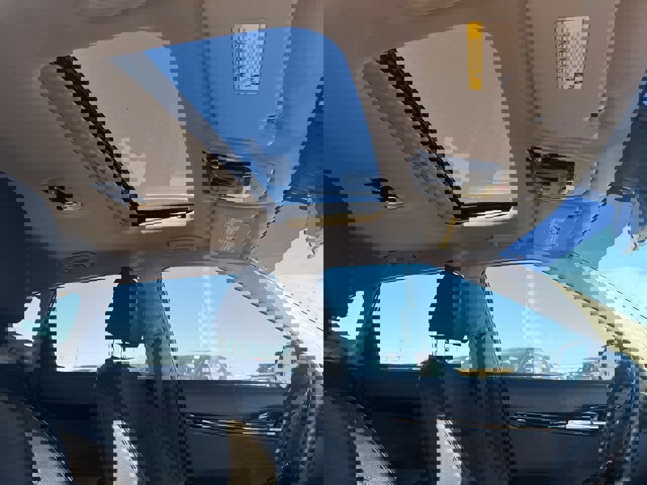 Used 2024 Kia Seltos EX image 12