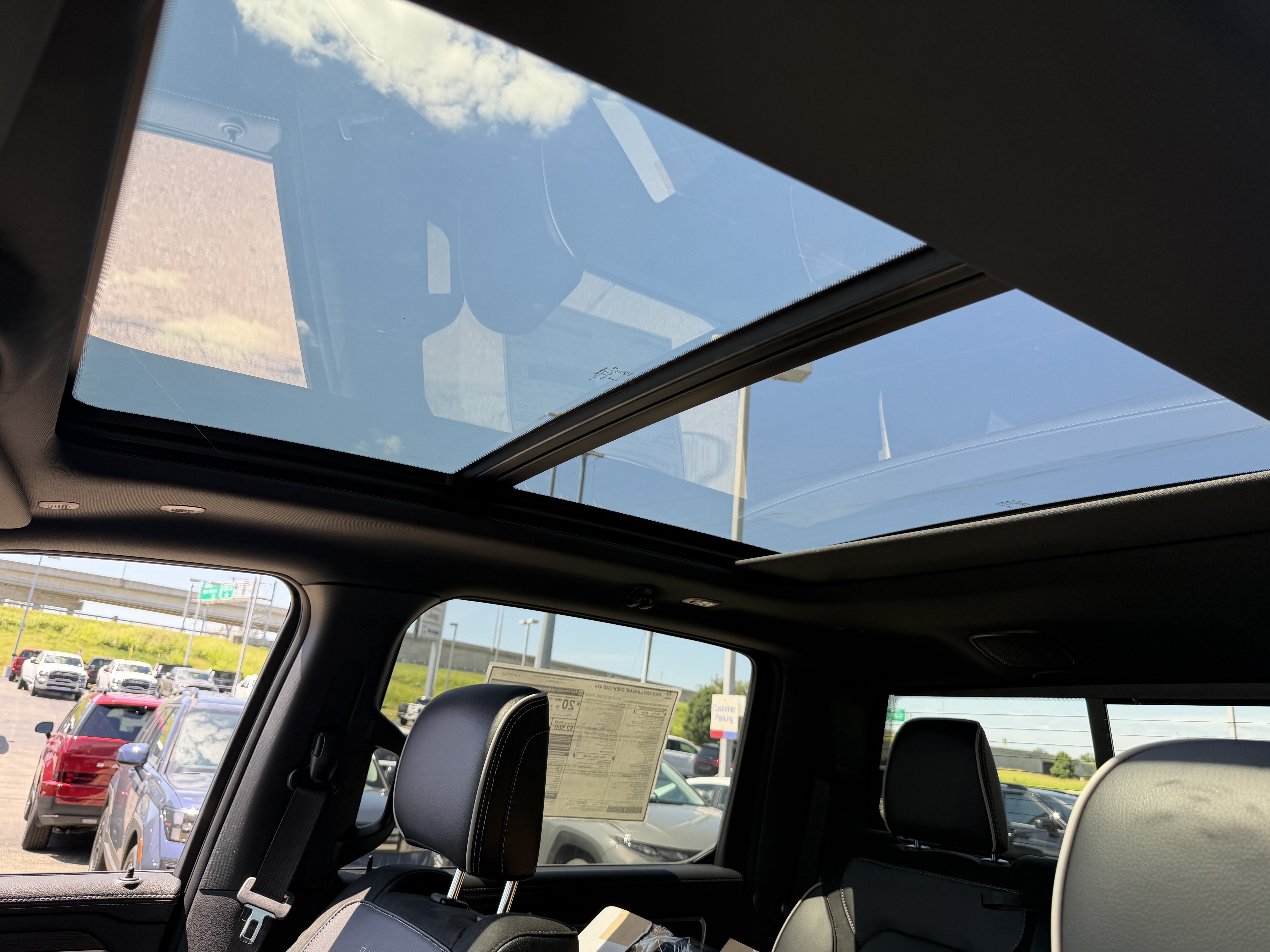 New 2026 RAM 1500 Laramie w/ Night Edition AWD/4WD image 40