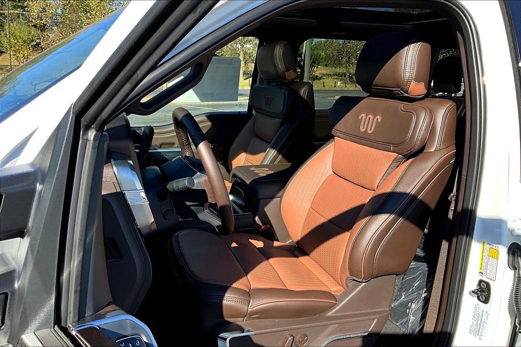 New 2026 Ford F350 4x4 Crew Cab Super Duty image 9